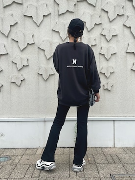「BALENCIAGA」｜「アイテム（スウェット）」を使った、ayaさん（レディース・161cm）の秋コーディネート