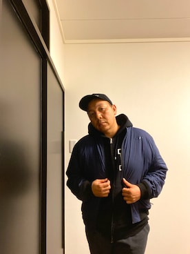 「スウエットパンツ」｜「アイテム（ブルゾン）」を使った、伊藤孝法さん（メンズ・165cm）の春コーディネート