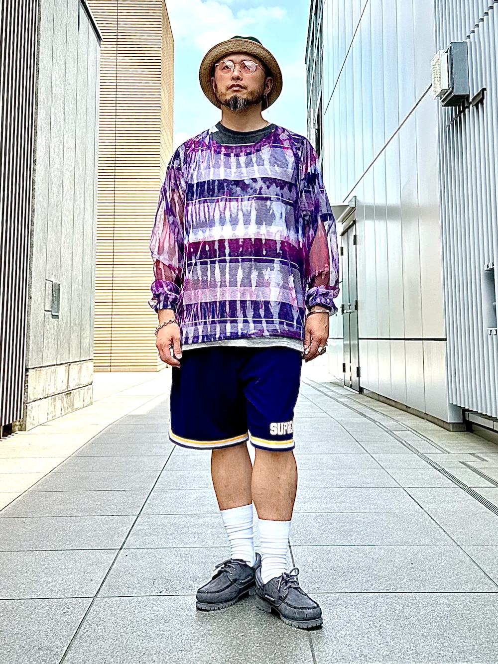 Supreme のパンツ（パープル系）を使った人気ファッション