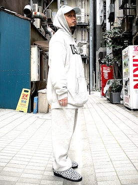 「アイテム（スウェットパンツ）」を使った、Yoshihito Hayashiさん（メンズ・170cm・40代）の秋コーディネート