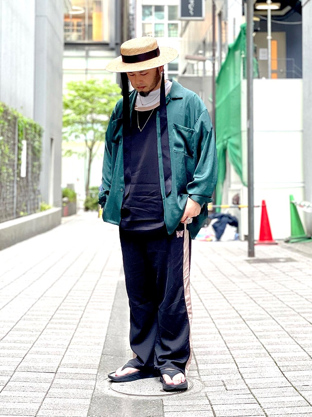 Needlesのタンクトップを使った人気ファッションコーディネート - WEAR