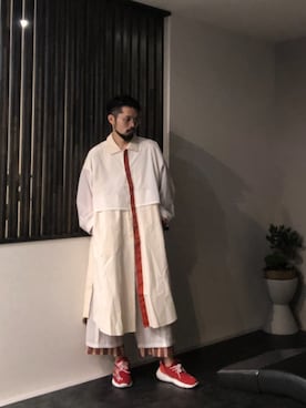 「アイテム（ステンカラーコート、ホワイト系）」を使った、コウさん（メンズ・182cm）の冬コーディネート