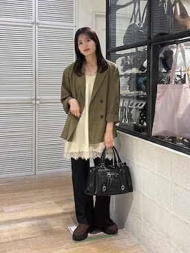 「JEANASIS（ジーナシス）のアイテム（バッグ）」を使った、waka72002さん（レディース・164cm）の春コーディネート