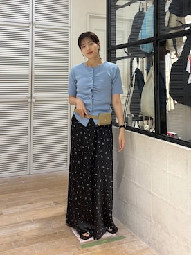 「LOWRYS FARM（ローリーズファーム）のストレッチサテンスカート　 290120（スカート、ブラック系）」を使った、waka72002さん（レディース）の夏コーディネート