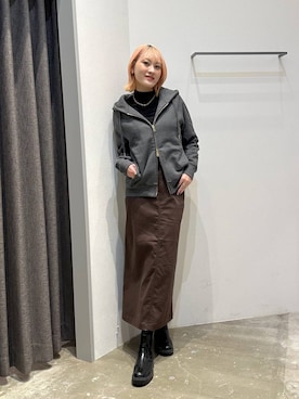 「アイテム（パーカー）」を使った、ayakabfさん（レディース・172cm・20代）の冬コーディネート