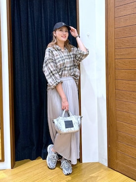 「BAYFLOW（ベイフロー）の[ヒップまでカバーできる]アソートチェックBIGシャツ（シャツ/ブラウス）」を使った、ayakabfさん（レディース・172cm）の夏コーディネート