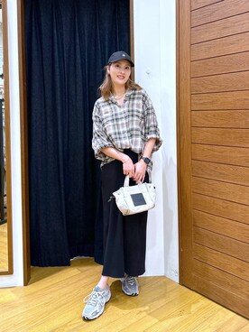 「BAYFLOW（ベイフロー）の[ヒップまでカバーできる]アソートチェックBIGシャツ（シャツ/ブラウス）」を使った、ayakabfさん（レディース・172cm）の秋コーディネート
