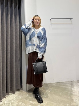 「アイテム（トートバッグ）」を使った、ayakabfさん（レディース・172cm）の秋コーディネート