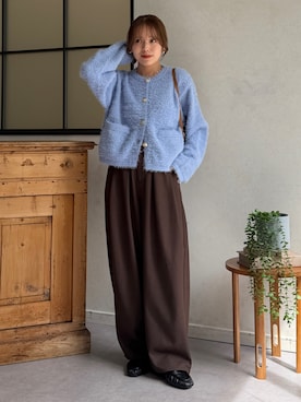 「Thevon（ゼボン）のコクーンタックパンツ（その他パンツ、ブラウン系）」を使った、mayuさん（レディース・157cm）の秋コーディネート
