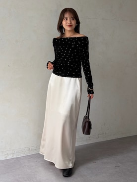 「Thevon（ゼボン）のドレープオフショルドットロンT（Tシャツ/カットソー、ブラック系）」を使った、mayuさん（レディース・157cm）の秋コーディネート