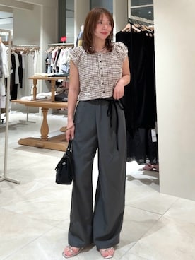 「mystic（ミスティック）の《4サイズ展開》ベロアリボンタックスラックス（その他パンツ、グレー系）」を使った、horieyumiさん（レディース・156cm）の夏コーディネート