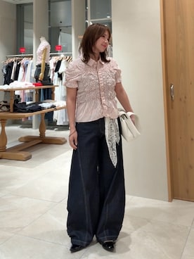 「mystic（ミスティック）の《＠___s_m17 セレクト/IVO》【WEB限定NVY/新色PNK】 シャーリングシェイプシャツ（シャツ/ブラウス、ピンク系）」を使った、horieyumiさん（レディース・156cm）の夏コーディネート