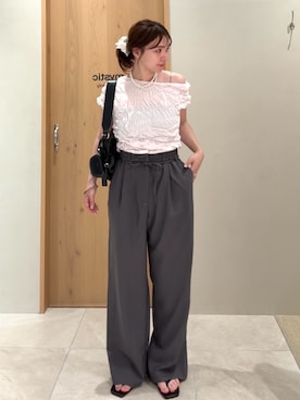 「mystic（ミスティック）の【3サイズ展開◎】ラインストーンWベルトパンツ（スラックス、グレー系）」を使った、horieyumiさん（レディース・156cm）の夏コーディネート