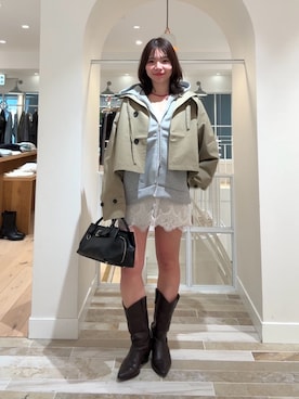 「mystic（ミスティック）のスタンドカラーショートトレンチ（トレンチコート、イエロー系）」を使った、horieyumiさん（レディース・156cm）の冬コーディネート