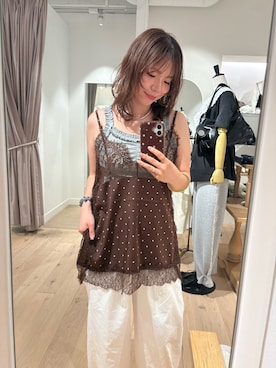 「mystic（ミスティック）のスリットサテンレースキャミ（キャミソール、ブラウン系）」を使った、horieyumiさん（レディース・156cm）の夏コーディネート