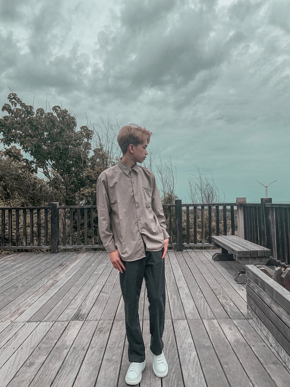 「ootd、男友風、韓系」｜「riverselectのアイテム（スラックス、ブラック系）」を使った、jeremy19さん（メンズ・173cm）の夏コーディネートの1枚目の写真