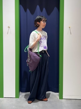 「CIAOPANIC TYPY（チャオパニックティピー）の【UNISEX】タックボリュームワイドスラックスパンツ/サイドラインスラックス（スラックス、ブルー系）」を使った、risakoさん（レディース・160cm）の夏コーディネート