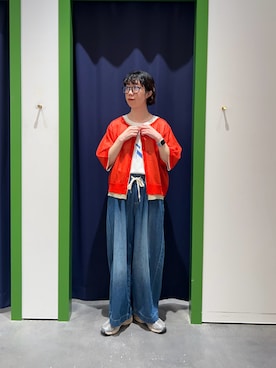 「CIAOPANIC TYPY（チャオパニックティピー）の【低身長・高身長対応/サイズ展開あり】スタイルアップ柔らかワイドイージーパンツ/デニム/スラックス（デニムパンツ、ブルー系）」を使った、risakoさん（レディース・160cm）の春コーディネート