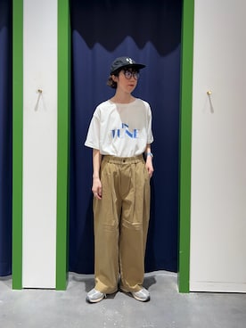 「CIAOPANIC TYPY（チャオパニックティピー）のかすれロゴプリントTee（Tシャツ/カットソー、ホワイト系）」を使った、risakoさん（レディース・160cm）の春コーディネート