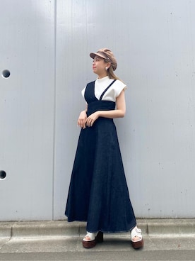 磯目理瑠華さんのコーディネート