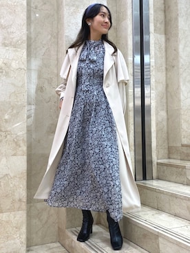 「ケープコート」｜「アイテム（トレンチコート）」を使った、村岡愛美さん（レディース・162cm）の冬コーディネート