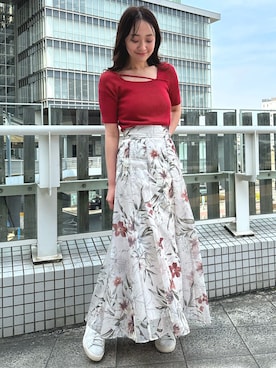 「MERCURYDUO（マーキュリーデュオ）のアイテム（スニーカー）」を使った、村岡愛美さん（レディース・162cm）の春コーディネート