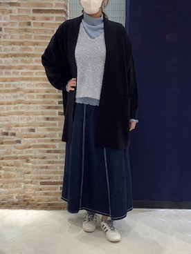 「アイテム（ニット/セーター、シルバー系）」を使った、BRICK HOUSE シャツ工房 大森アトレ店さん（レディース・168cm）の秋コーディネート