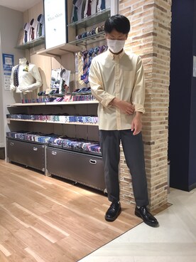 BRICK HOUSE シャツ工房 大森アトレ店さん（メンズ・173cm）の春コーディネート