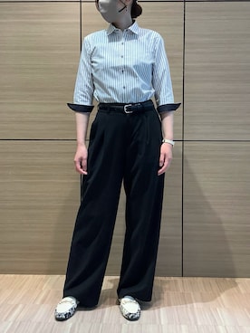 「TOKYO SHIRTS（トウキョウシャツ）の【透け防止】 形態安定ノーアイロン レギュラー 7分袖ビジネスワイシャツ（ビジネスシャツ、ブラック系）」を使った、BRICK HOUSE シャツ工房 直方イオンモール店さん（レディース・162cm）の夏コーディネート