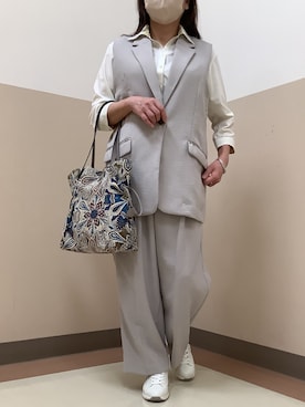 「アイテム（ビジネスシャツ）」を使った、BRICK HOUSE シャツ工房 直方イオンモール店さん（レディース・154cm）の夏コーディネート