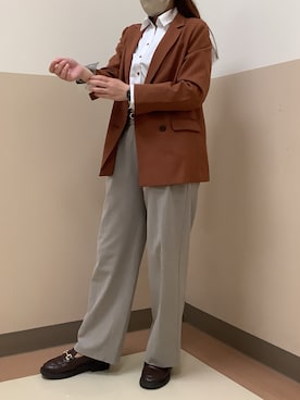 「アイテム（ビジネスシャツ）」を使った、BRICK HOUSE シャツ工房 直方イオンモール店さん（レディース・162cm）の秋コーディネート
