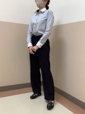 「アイテム（ビジネスシャツ、グレー系）」を使った、BRICK HOUSE シャツ工房 直方イオンモール店さん（レディース・162cm）の秋コーディネート