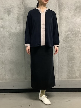 「TOKYO SHIRTS（トウキョウシャツ）のシルキーサテン 配色スキッパー ブラウス（シャツ/ブラウス、ブルー系）」を使った、SHIRTS PLAZA 天神地下街店さん（レディース・168cm）の夏コーディネート