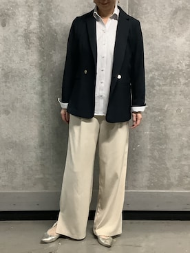 「アイテム（ビジネスシャツ）」を使った、SHIRTS PLAZA 天神地下街店さん（レディース・168cm）の秋コーディネート