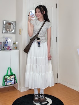 「rom&nd（ロムアンド）のアイテム」を使った、ハヌルさん（レディース・165cm）の春コーディネート