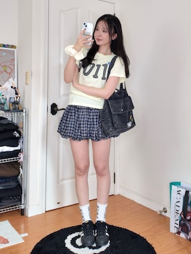 「ミニスカート」｜ハヌルさん（レディース・165cm）の春コーディネート