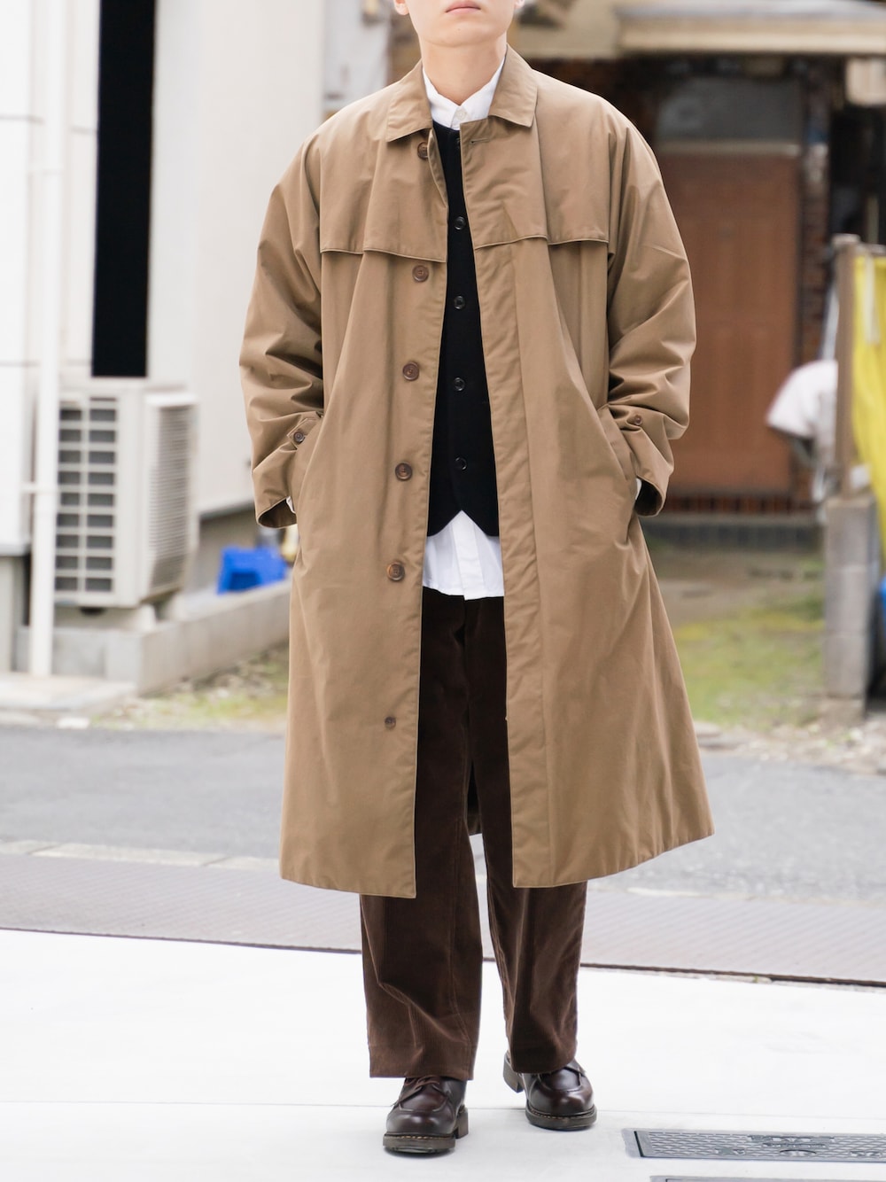 「Parabootの＜Paraboot（パラブーツ）＞ CHAMBORD（ドレスシューズ、ブラウン系）」を使った、ponさん（メンズ・168cm）の冬コーディネートの1枚目の写真