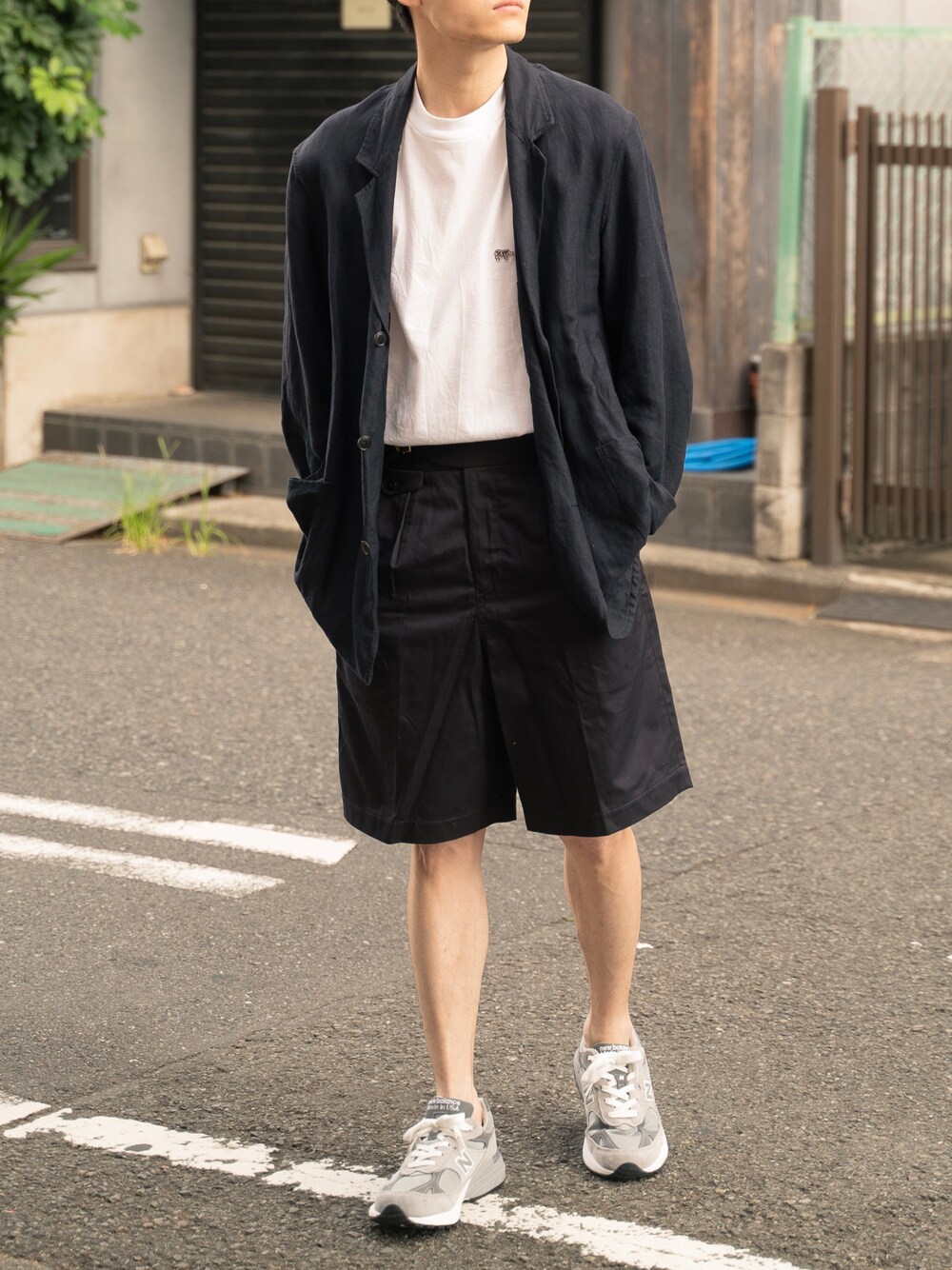 「Scyeの【別注】Scye×URBAN RESEARCH　40/1度詰天竺LOGO T-SHIRTS（Tシャツ/カットソー、ホワイト系）」を使った、ponさん（メンズ・168cm）の夏コーディネートの1枚目の写真