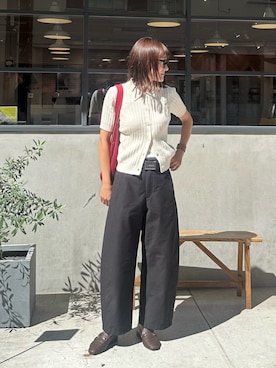 「アイテム（ローファー）」を使った、YuRiさん（レディース・158cm）の秋コーディネート