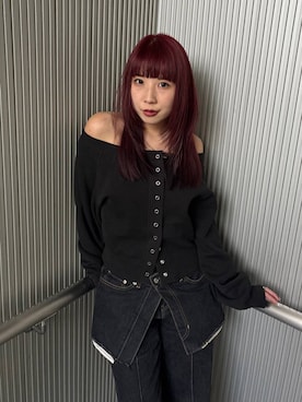 「LOWRYS FARM（ローリーズファーム）のリバーシブルオフショルウラケプルオーバー 642095（スウェット、ブラック系）」を使った、migeruさん（レディース・160cm）の冬コーディネート