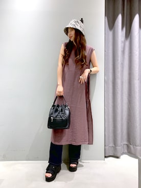 「アイテム（アナログ腕時計）」を使った、migeruさん（レディース・160cm）の夏コーディネート