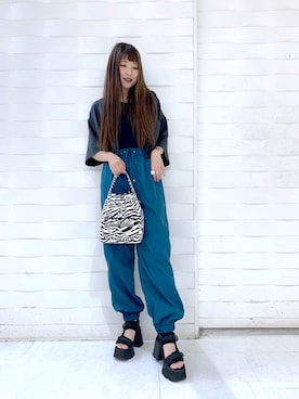「FIG&VIPER（フィグアンドバイパー）のアイテム（サンダル）」を使った、migeruさん（レディース・160cm）の夏コーディネート
