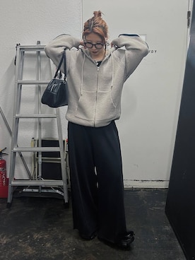 「PAGEBOY（ページボーイ）のサイドタックルーズウラケパンツ/イージーパンツ【4color・2size】（スウェットパンツ）」を使った、migeruさん（レディース・160cm・20代）の秋コーディネート