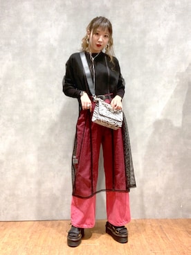 「カラーソックス」｜「アイテム（その他シューズ）」を使った、migeruさん（レディース・160cm）の春コーディネート
