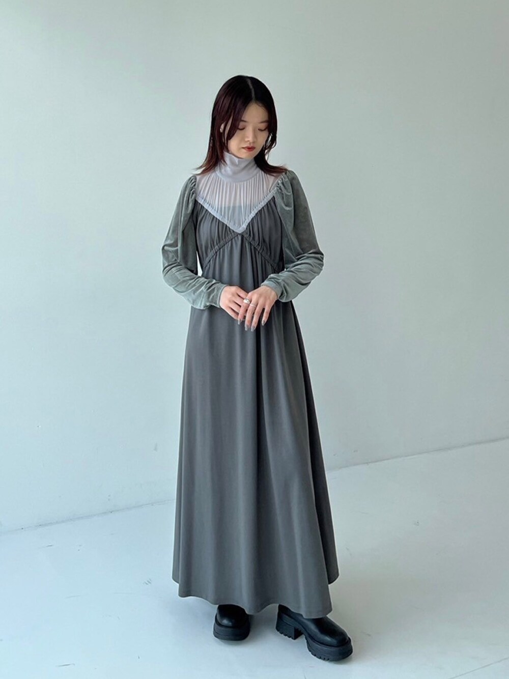 UNITED TOKYO（ユナイテッドトウキョウ）の「X シャーリングドレス by  