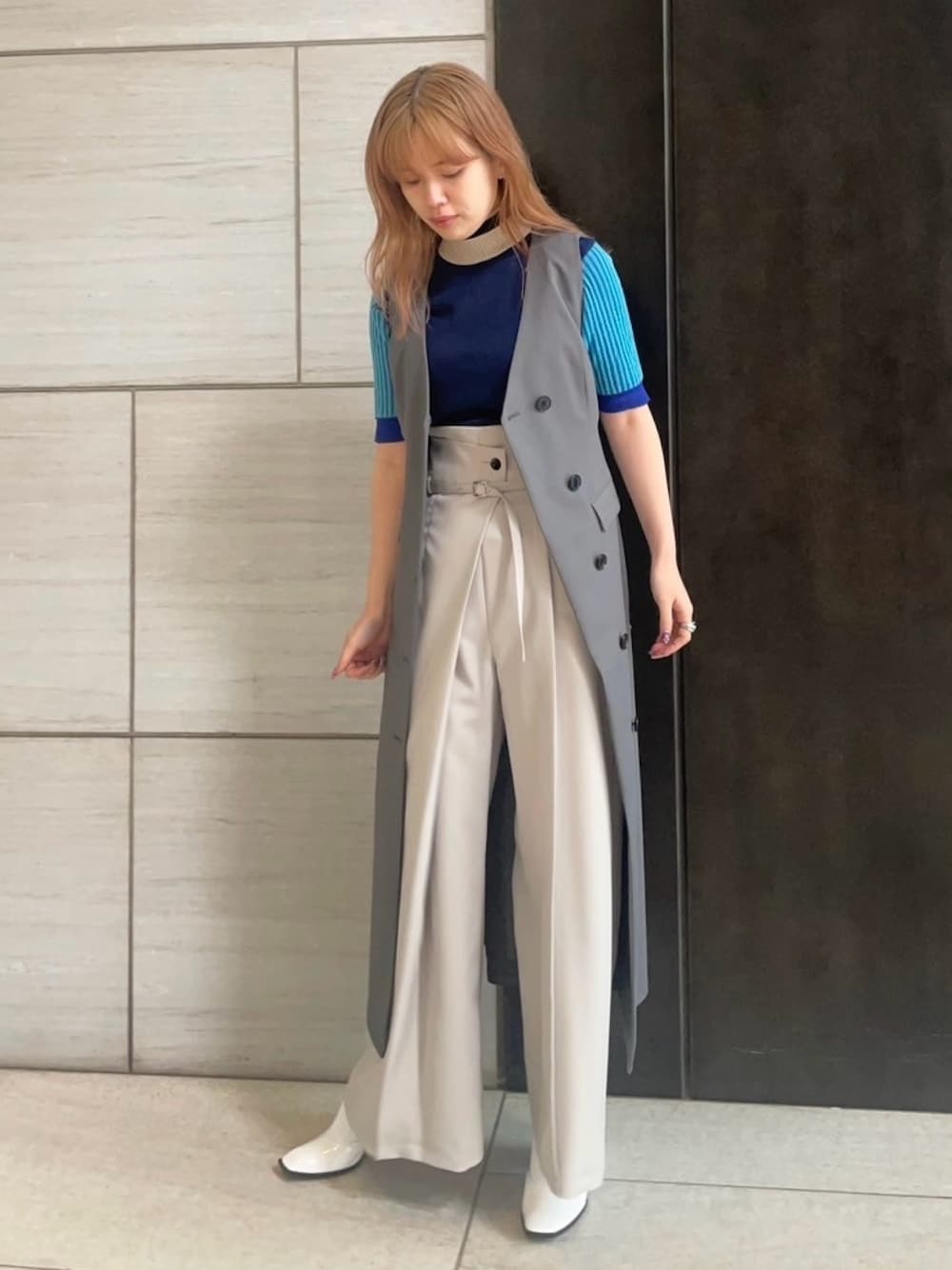 3wayスタッキングベストワンピースを使った人気ファッション