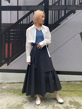 「UNITED TOKYO（ユナイテッドトウキョウ）のラセンカットアウトタンクトップ｜ウォッシャブル（タンクトップ）」を使った、UNITED TOKYO STAFFさん（レディース・165cm）の春コーディネート