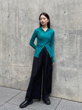 「UNITED TOKYO（ユナイテッドトウキョウ）のアイテム（Tシャツ/カットソー）」を使った、UNITED TOKYO STAFFさん（レディース・163cm）の秋コーディネート