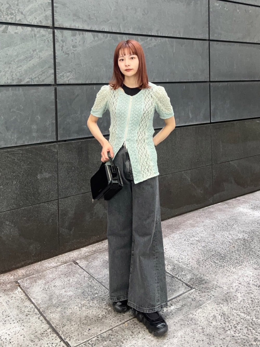 「夏コーデ、大人可愛い、シアートップス、今日のコーデ」｜「UNITED TOKYOのレースアレンジジップカットソー（Tシャツ/カットソー、グリーン系）」を使った、UNITED TOKYO STAFFさん（レディース・160cm）の夏コーディネートの1枚目の写真