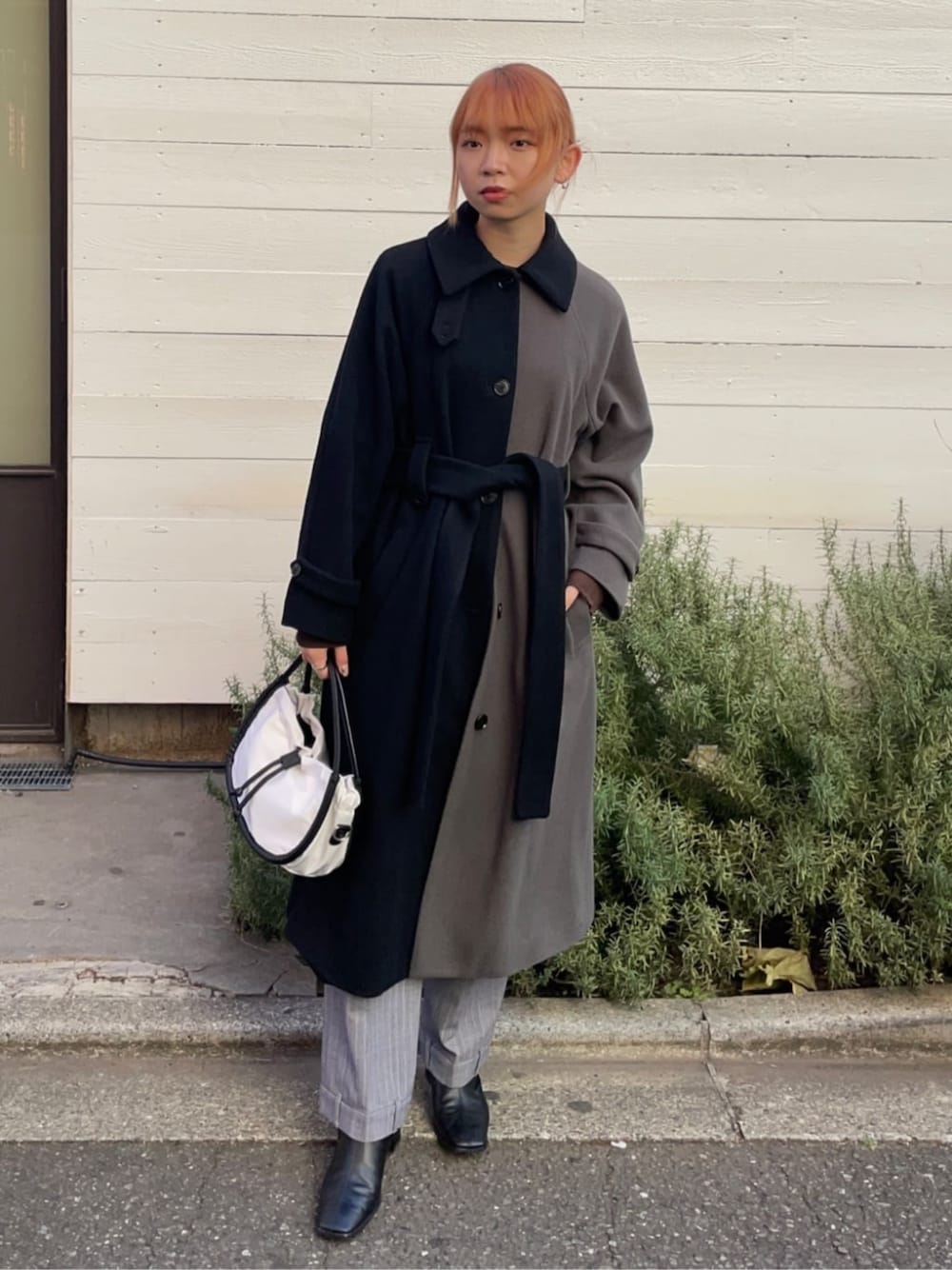 「UNITED TOKYOの2wayステンコート（ステンカラーコート、その他）」を使った、UNITED TOKYO STAFFさん（レディース・156cm）の冬コーディネートの1枚目の写真